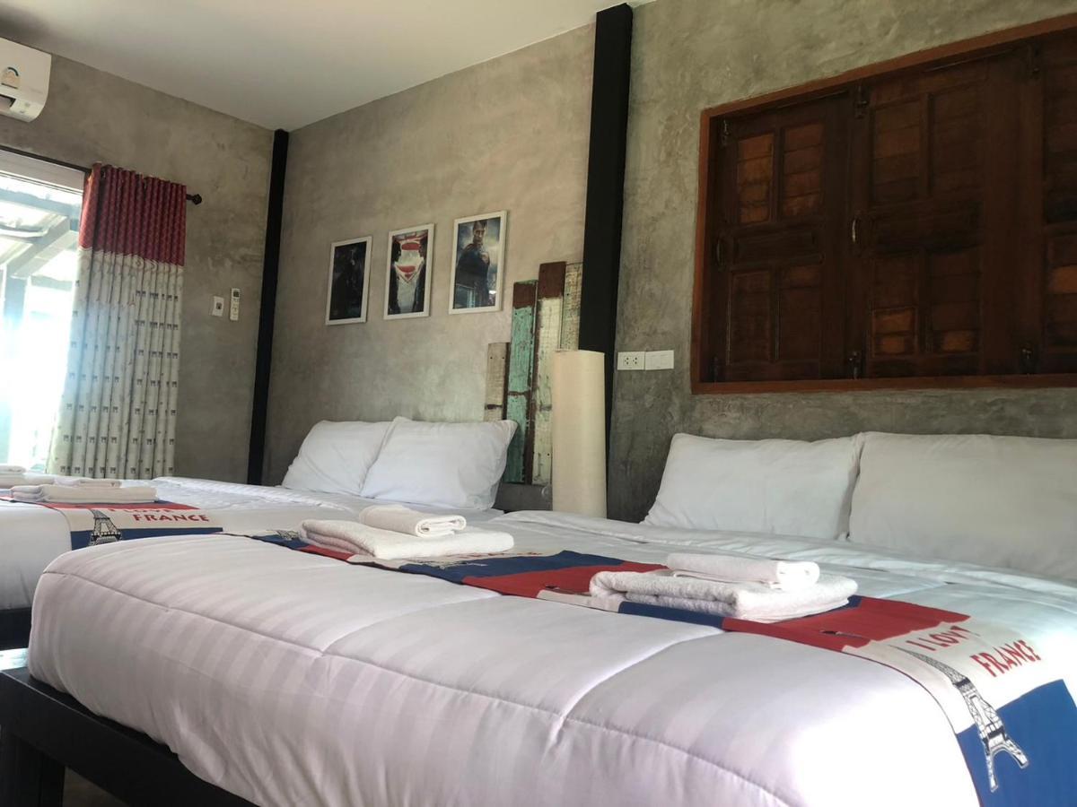 Solarcell Private Homestay Uthai Thani Exterior photo